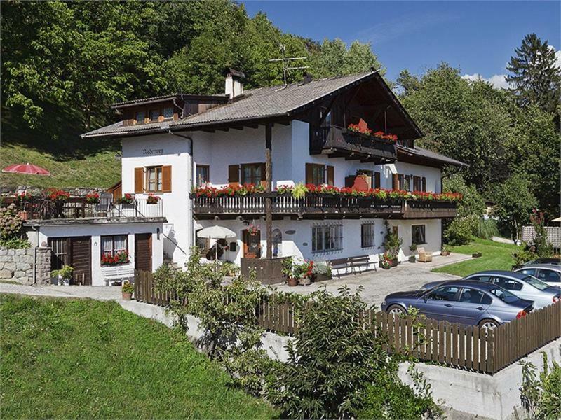 Haus Niederweg Apartment Tirolo Exterior photo